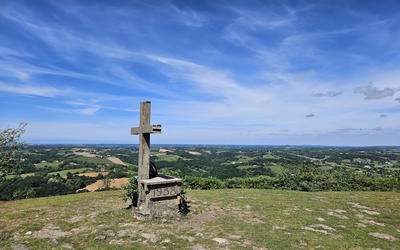 Randonnée accompagnée en euskara Santa Barbara, un balcon sur l'océan