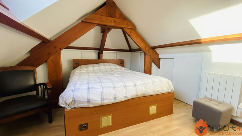 Maison - 90 m² - 5 pièces