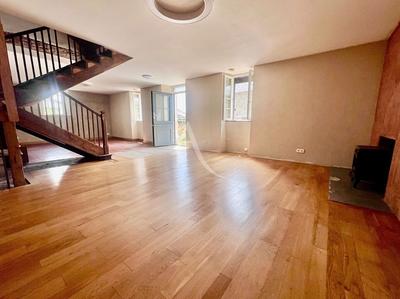 Maison - 192 m² - 6 pièces