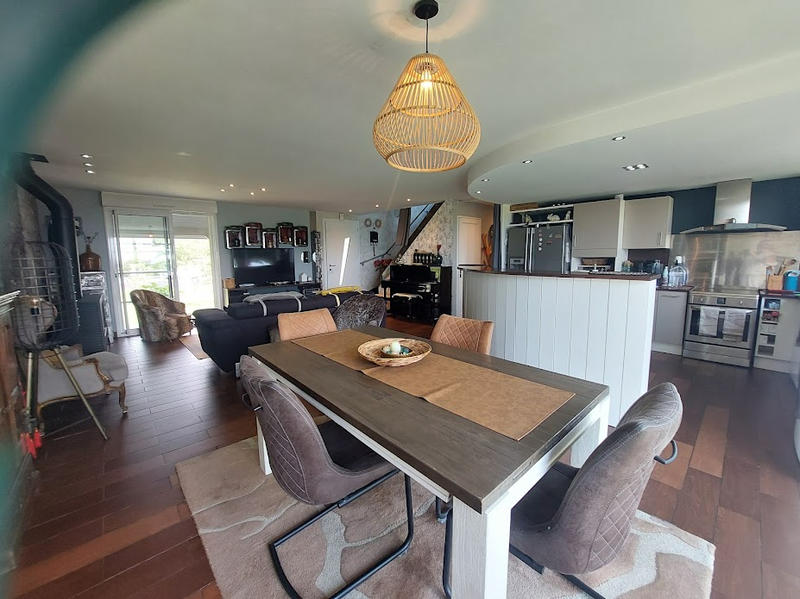 Maison - 115 m² - 5 pièces