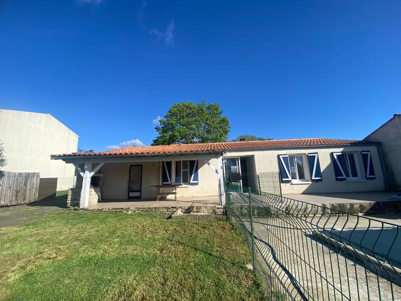 Maison - 88 m² - 4 pièces