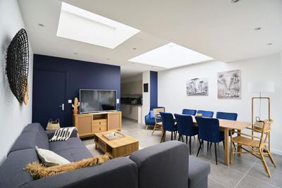 Maison - 137 m² - 8 pièces