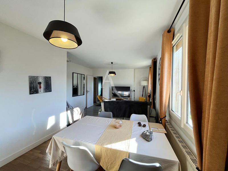 Maison - 83 m² - 4 pièces