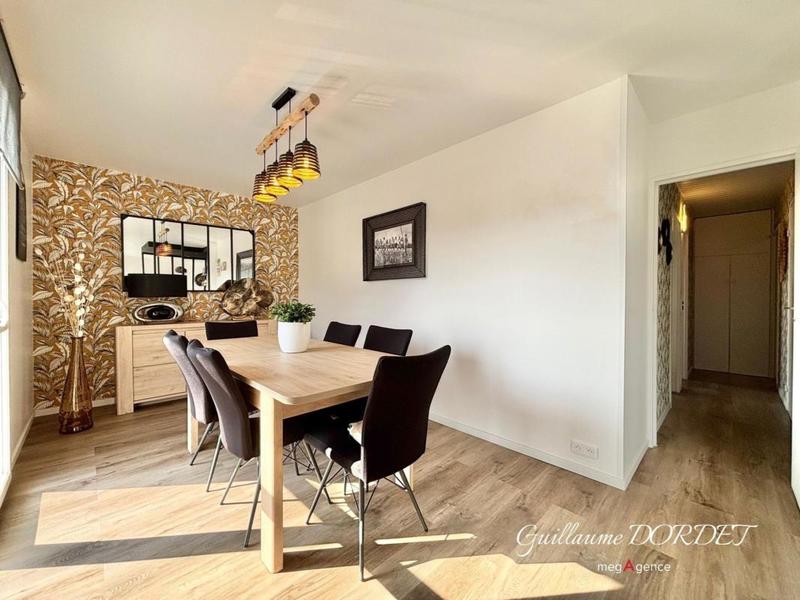 Appartement - 84 m² - 3 pièces