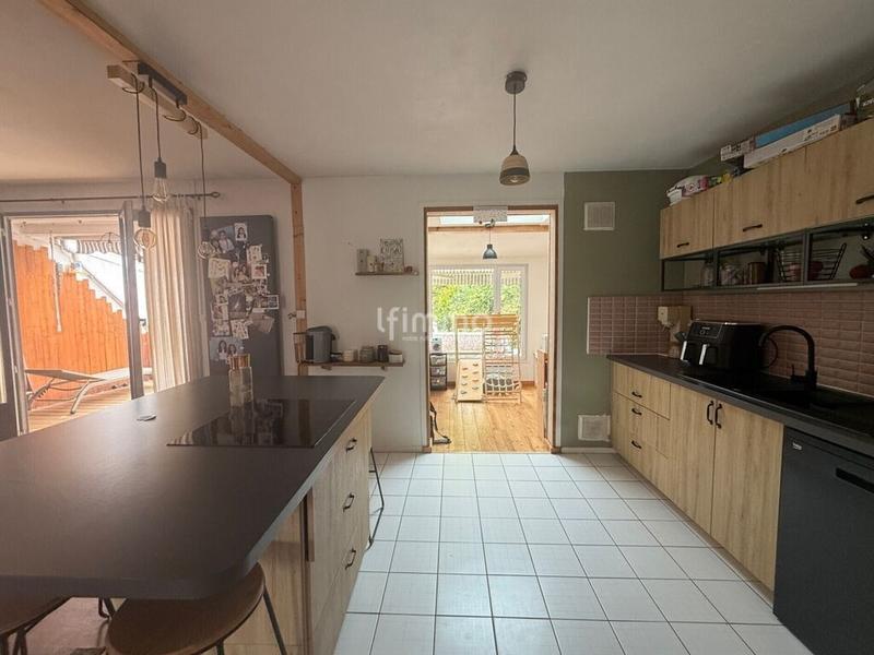 Maison - 126 m² - 6 pièces