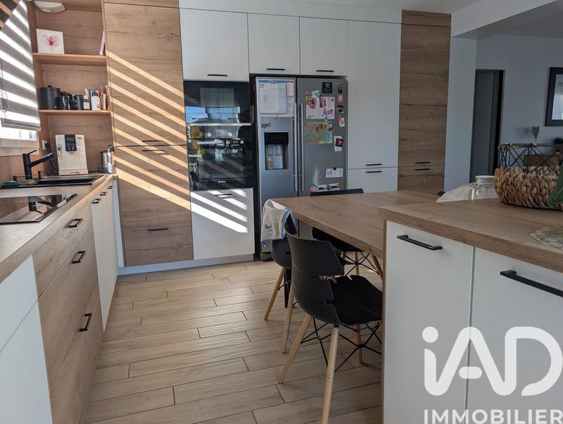 Maison - 165 m² - 10 pièces