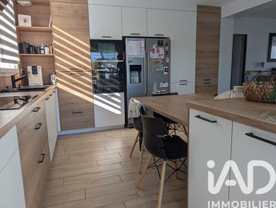 Maison - 165 m² - 10 pièces