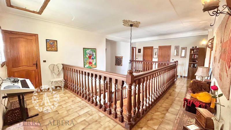 Villa - 163 m² - 5 pièces