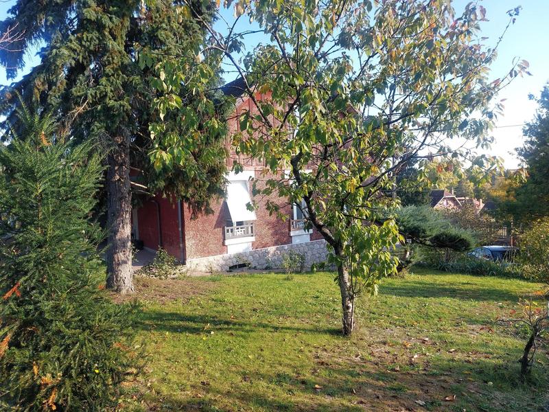 Maison - 123 m² - 8 pièces