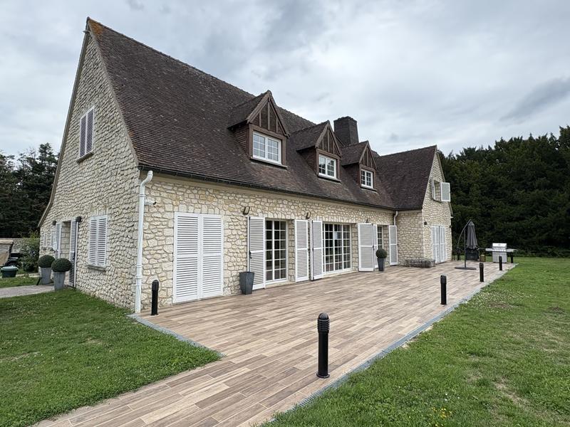 Maison - 500 m² - 9 pièces