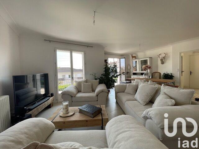 Maison - 176 m² - 8 pièces