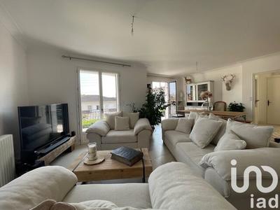 Maison - 176 m² - 8 pièces