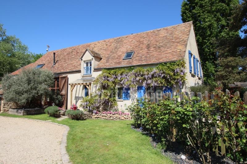 Maison - 215 m² - 9 pièces