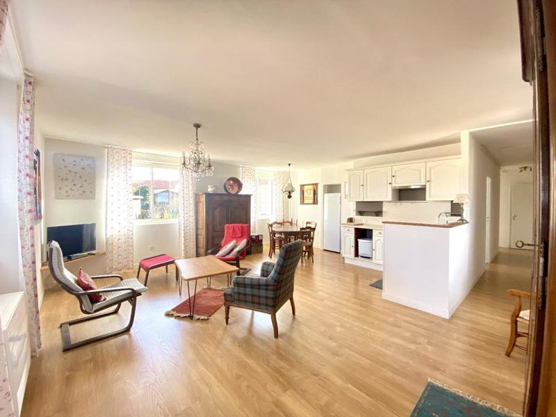 Maison - 156 m² - 6 pièces