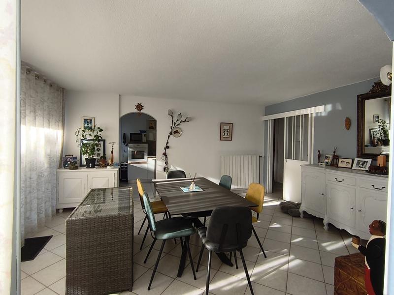 Appartement - 82 m² - 4 pièces