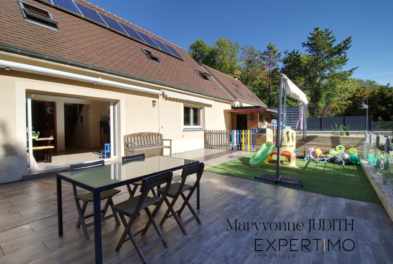 Maison - 158 m² - 6 pièces