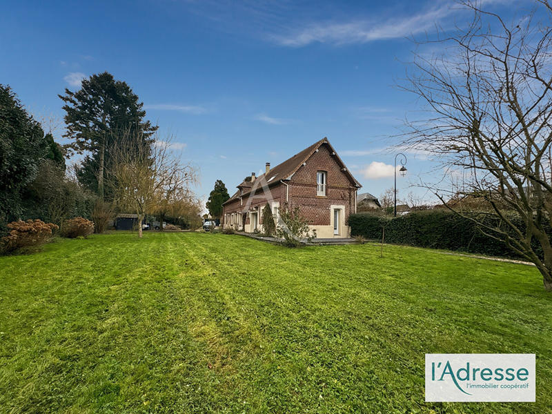 Maison - 230 m² - 7 pièces