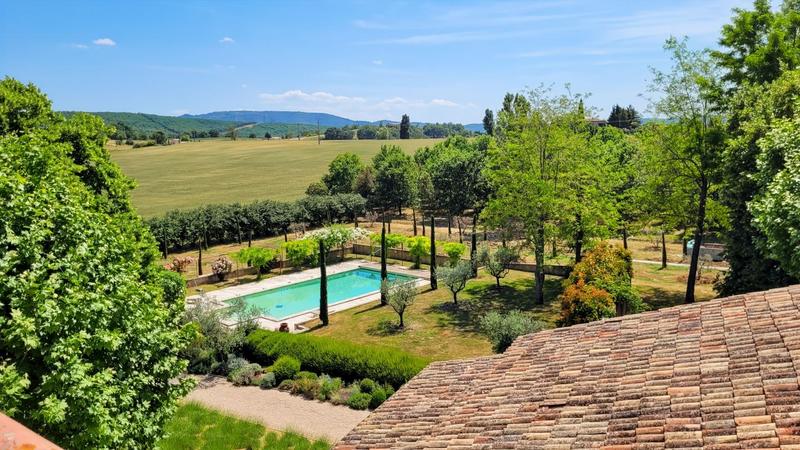 Maison - 500 m² - 8 pièces