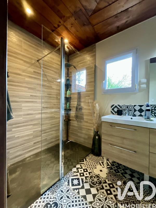 Maison - 140 m² - 5 pièces