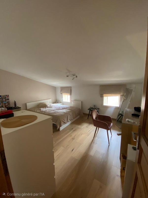 Maison - 200 m² - 9 pièces