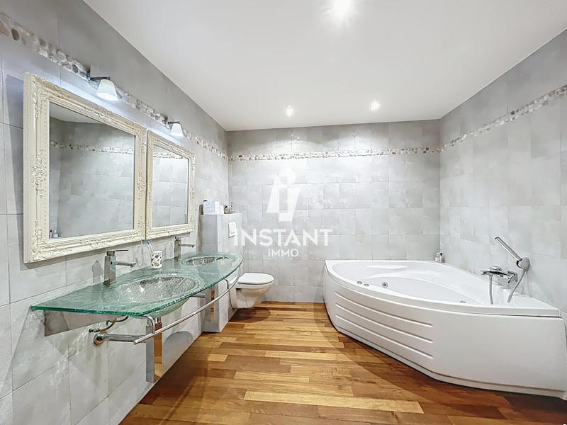 Maison ancienne - 148 m² - 6 pièces