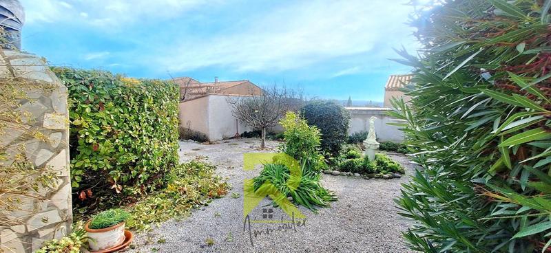 Maison traditionnelle - 95 m² - 4 pièces