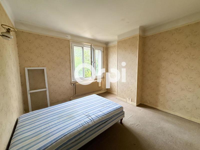 Maison - 96 m² - 5 pièces