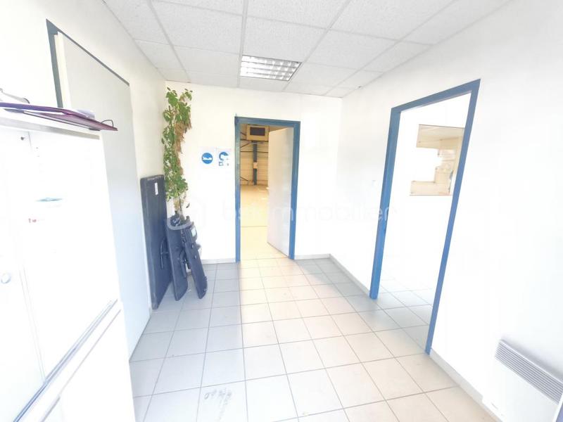 Local commercial - 490 m² - 7 pièces