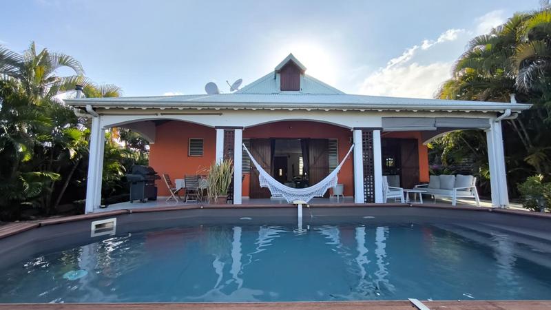 Maison - 104 m² - 5 pièces