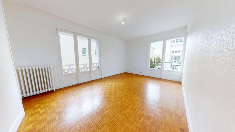 Appartement - 144 m² - 5 pièces