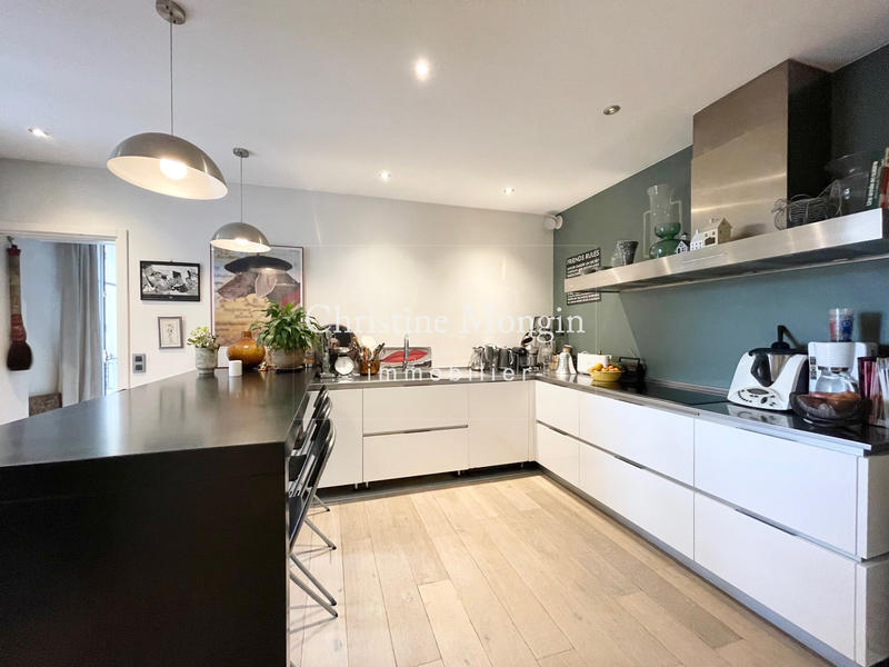 Appartement - 79 m² - 2 pièces