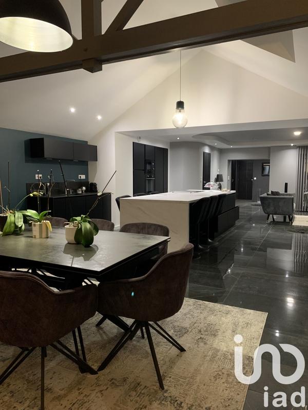 Maison de ville - 198 m² - 5 pièces