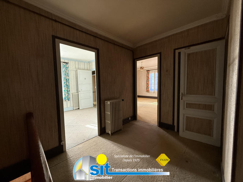 Maison - 186 m² - 7 pièces