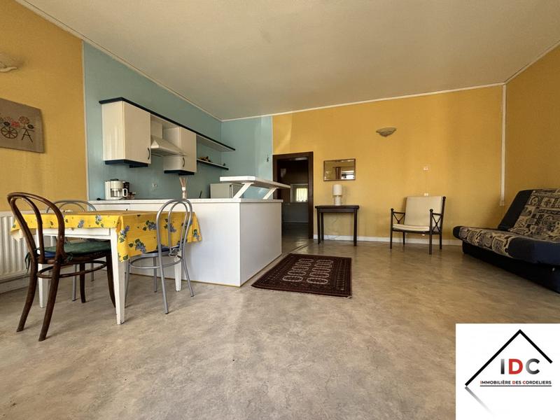 Maison - 190 m² - 6 pièces