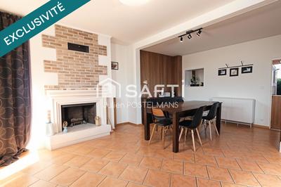 Maison - 180 m² - 8 pièces