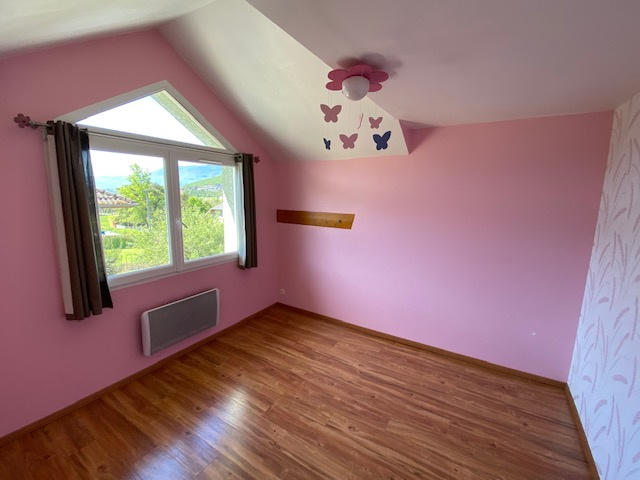 Maison - 160 m² - 4 pièces