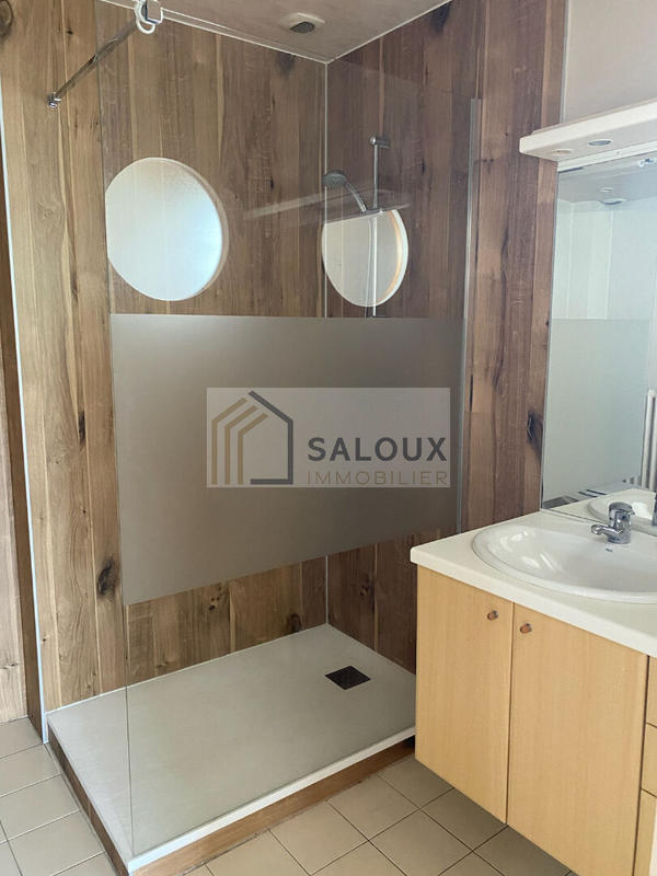 Immeuble - 115 m² - 7 pièces