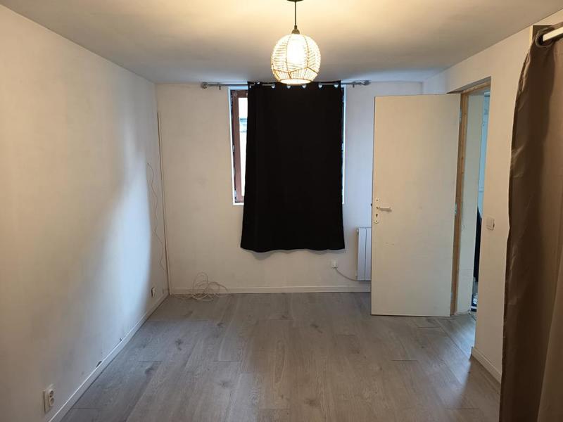 Immeuble - 180 m² - 7 pièces