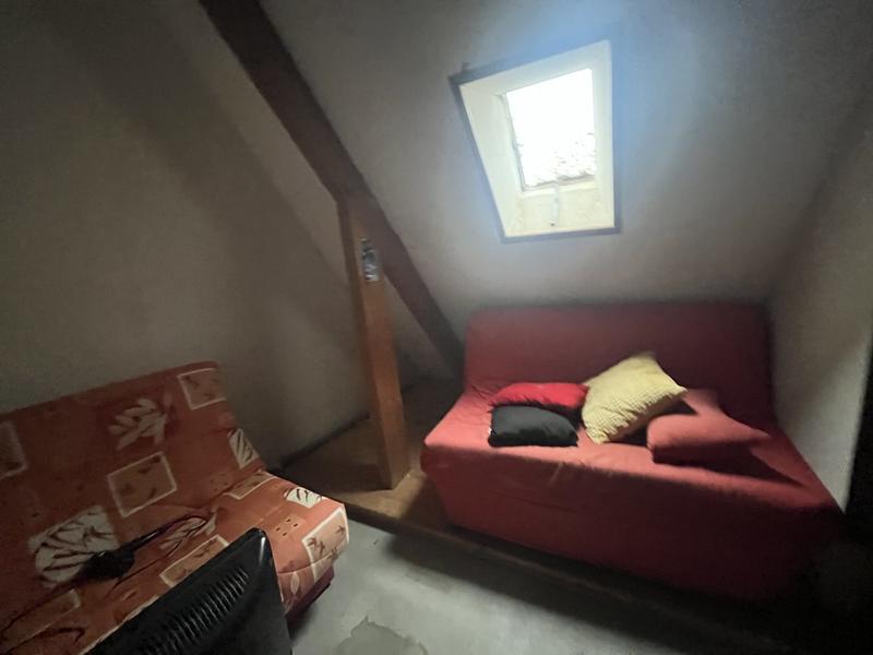 Maison - 240 m² - 8 pièces