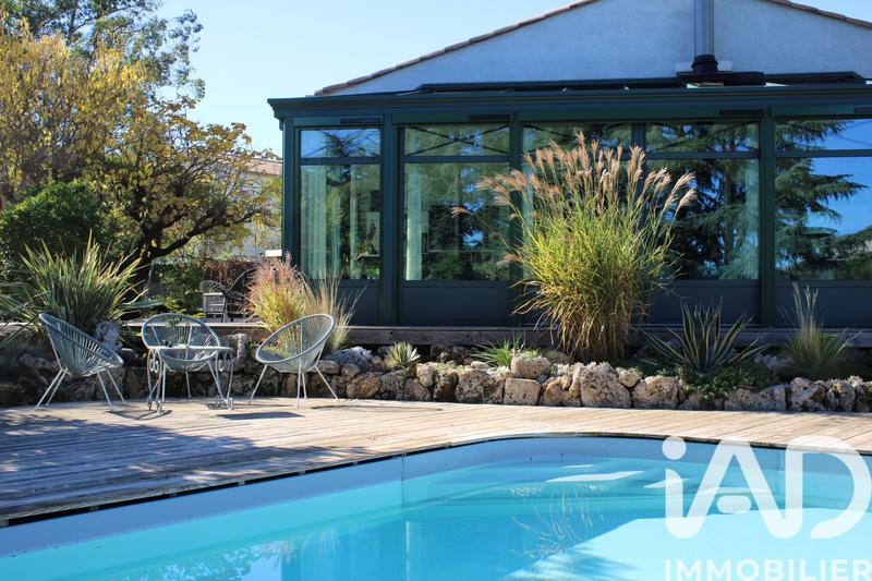 Maison - 185 m² - 5 pièces