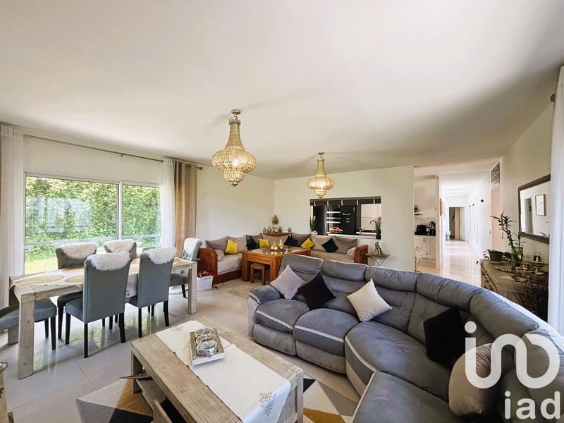 Maison - 138 m² - 6 pièces