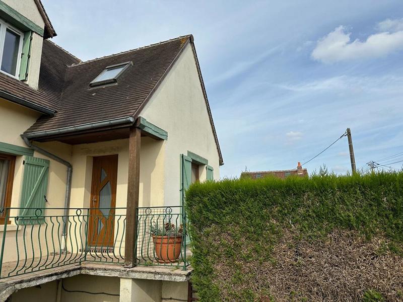 Maison - 190 m² - 8 pièces