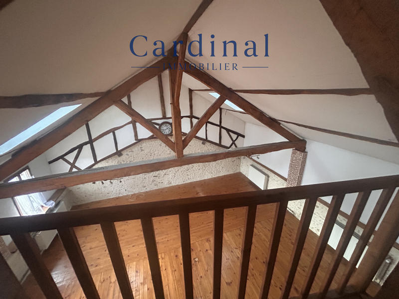 Maison - 297 m² - 11 pièces