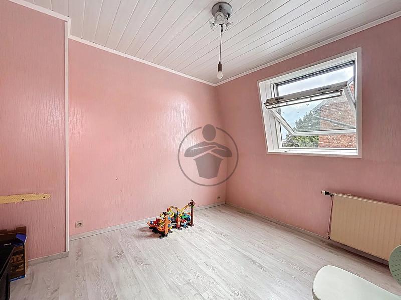 Maison - 93 m² - 5 pièces