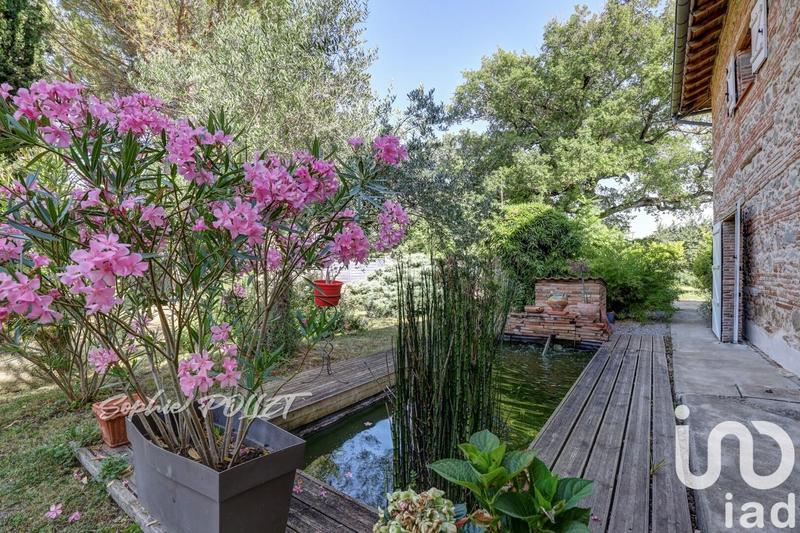 Maison - 350 m² - 10 pièces