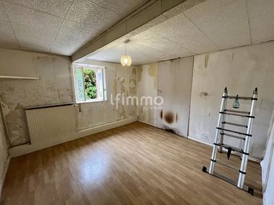 Maison - 163 m² - 6 pièces