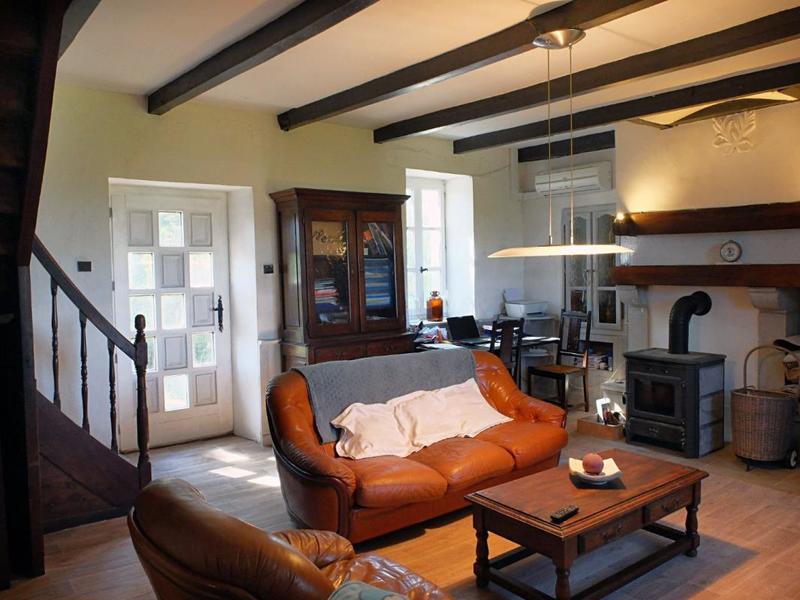 Maison en pierre - 284 m² - 8 pièces