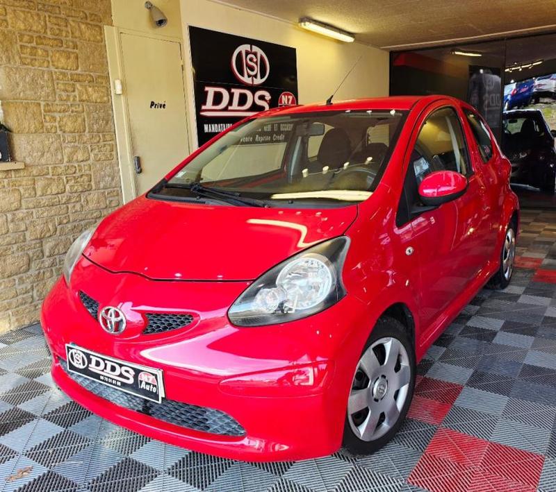 Toyota Aygo Hdi 70 Cv Distri Embrayage Neuf !