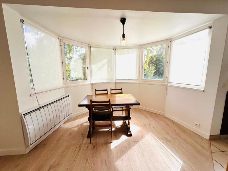 Appartement - 82 m² - 4 pièces