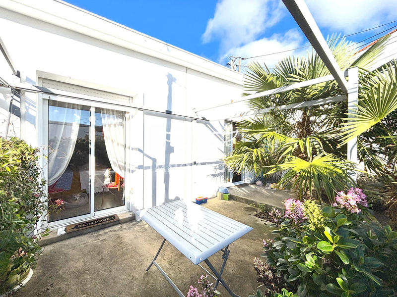 Maison traditionnelle - 87 m² - 4 pièces